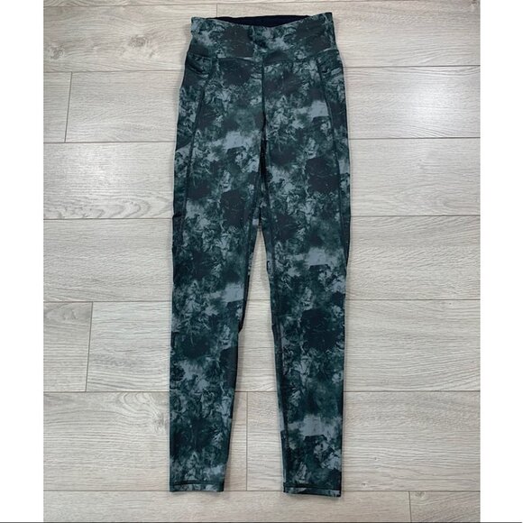 SWEATY BETTY Zero Gravity 7/8 Running Leggings In Green Tie Dye Print - Picture 3 of 14